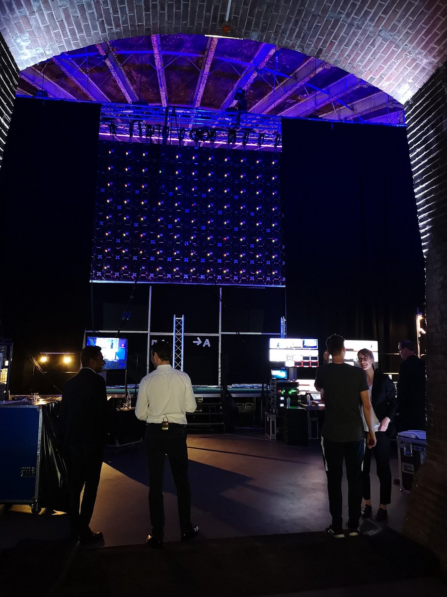 Backstage at DIA Amsterdam. Preparing for our show&amp;tell demo. #evercontract #smartricardiancontracts #blockchain #ricardiancontracts #digitalization #Digitalisierung #Insurtech #Amsterdam #DiaAmsterdam