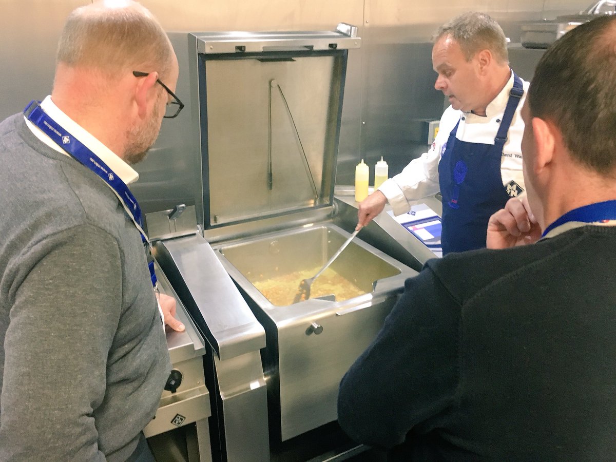 CHR_Paul_Nev's tweet photo. Excellent day @WAYNE_BENNETT78 ... can you pass on my thanks to Dave for another very informative day for our customers. https://t.co/qbl6OuYbWG