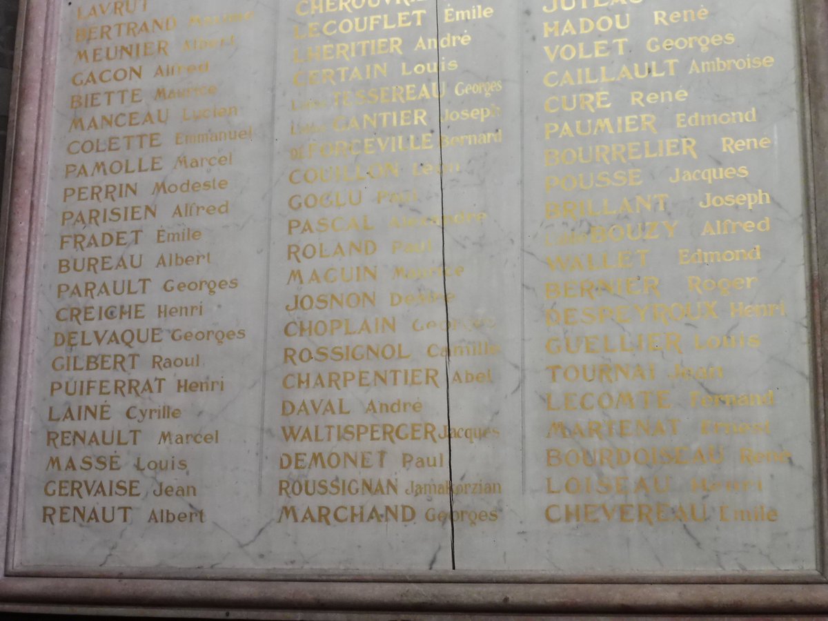 MDHDefense's tweet photo. Plaque #MPF #1GM également dans l'église Saint-Vincent-de-Paul de #Blois #MDHDefense https://t.co/mSkLMPHk23