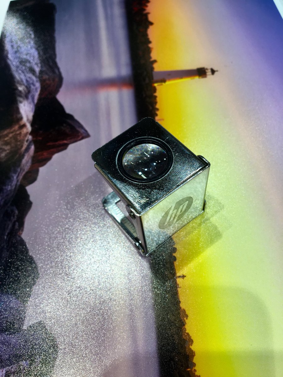 PrintWithThom's tweet photo. Find out how the new #hp DesignJet Z9+ and Z6 achieve amazing output #inkweek #fespa2018 @HPGraphicArts https://t.co/Y8L0KZDD6Y