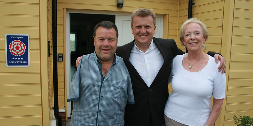 RotaryGBI's tweet image. On Friday we will honour some truly outstanding volunteers for their dedicated work to make a difference at home and abroad as part of the Champions of Change Awards.

Read their amazing stories here: rotarygbi.org/champions-of-c… #RotaryCofC