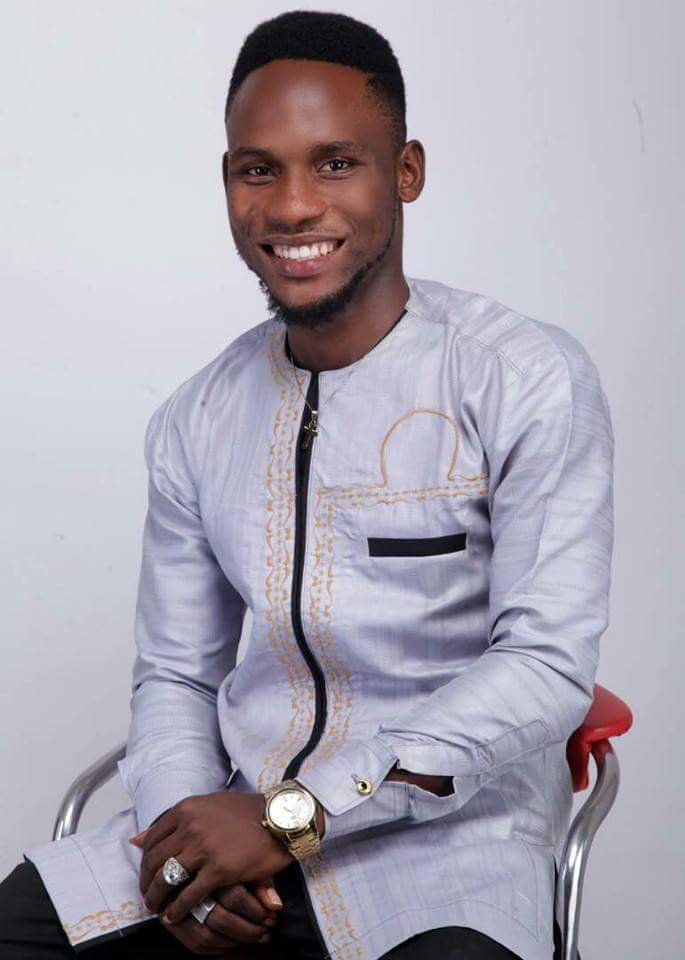 TruthFuto's tweet photo. Good Morning VC FUTO and FUTO students
Sir I bring a message that has been troubling futo students.
Sir the above student CHUKWU EMMANUEL NONSO BRIGHT ,ABE 400 Level reg. no:20141894573 has been extorting students of money for sorting or else fail the course. @VC_FUTO @SUGFUTO https://t.co/r8qwM8TTxF