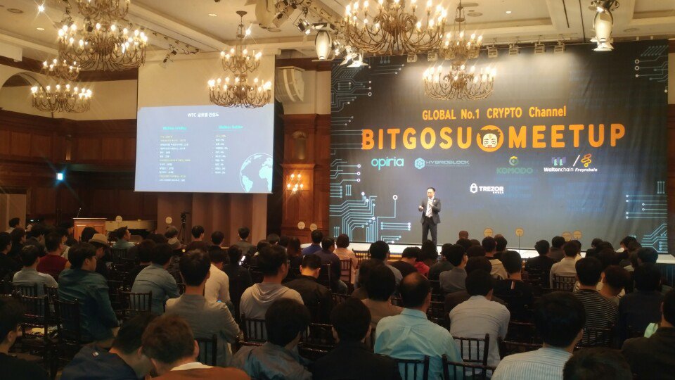 Waltonchain_KOR's tweet photo. ์ํผ์ฒด์ธ๊ณผ ํ๋ ์ด์ฒด์ธ โ๋นํธ๊ณ ์ MEET UPโ ํ์ฌ ์ฐธ์ ๐
์์ธํ ๋ถ๋ถ์ ๋งํฌ๋ฅผ ํด๋ฆญํ์ฌ ํ์ธํด ๋ณด์ธ์๐๐ผhttps://t.co/Dd2pwj3x4g
#์ํผ์ฒด์ธ #ํ๋ ์ด์ฒด์ธ #๋ฐ์
#Waltonchain #๊ฐ์ฆ์ https://t.co/hEnpiPQeIC