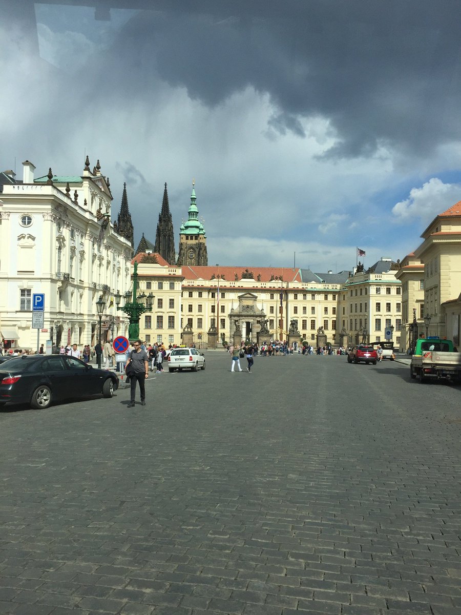 yourposition's tweet photo. @KarinTaheny takes over #Prag! Heute Abend sind die @eusearchawards und wir sind als #BestLargeIntegratedSearchAgency nominiert.
#Yourposition #DigitalMarketing #Eusearchawards #Nomination #Prague #Searchagency #fingerscrossed https://t.co/uNiF1UYZft