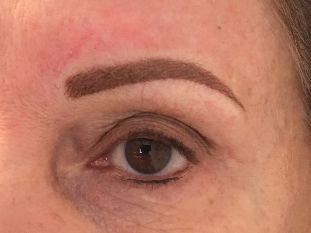 raedenman_'s tweet photo. Brows using hairstrokes and shading to create realism by Rae Denman #realisticbrows #Permanentbrows #Permanentmakeup #semipermanentmakeup #brows #hairstrokebrows #perfectbrows #eyebrowgoals #surreybrows #reigatebrows #bestbrows #permanentmakeupartist https://t.co/r4m7x4uxum