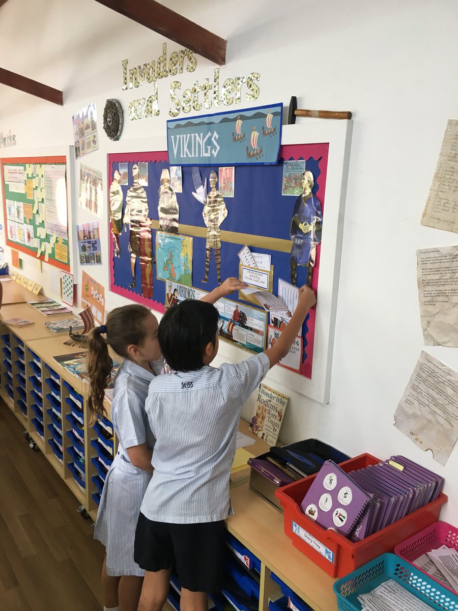 JESSJumeirahYR4's tweet photo. We love interactive displays! #JESSJumTopic #JESSJumHistory #JESSJumChallenge #JESSJumDisplays https://t.co/iUGm2baqqo