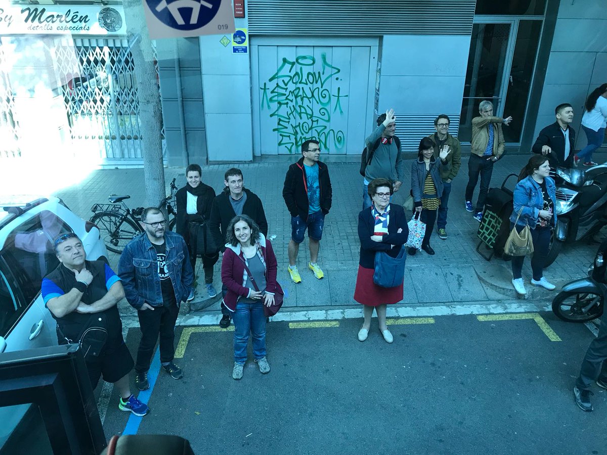 NouPatufet's tweet photo. Avui comença l'aventura de lws convis per als grups de 3r i 4t primària! Destí #CanVandrell @eixestels #convisPRI #convis1718 #noupatufet https://t.co/eBobCe4a4v