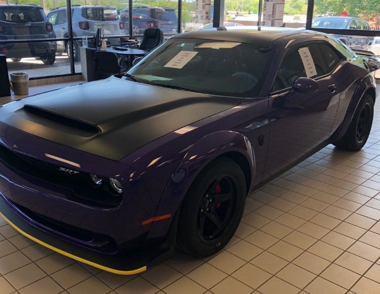 DrivenByOne's tweet image. Barely driven Plum Crazy #Dodge Challenger SRT Demon listed on eBay for almost $160k 😲😲 buff.ly/2jZb5Sl