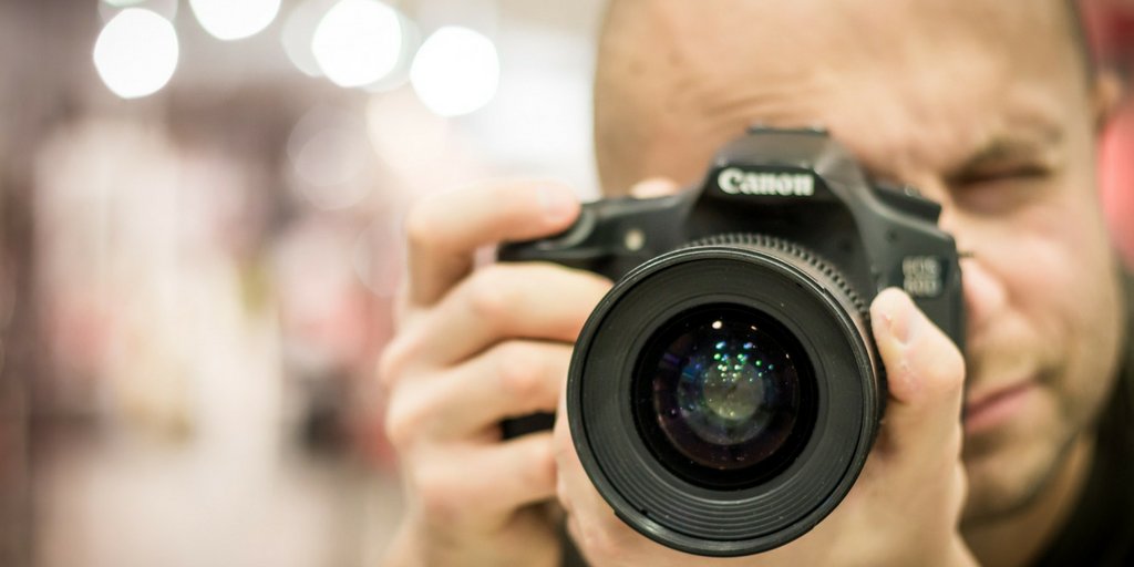 operaunmasked's tweet photo. Have you an interest in photography? 
How about joining the Wantage Camera Club? 
Take a look at their website: https://t.co/xkydlf5JkR #camera #club #photography https://t.co/FwEpsmBV9I