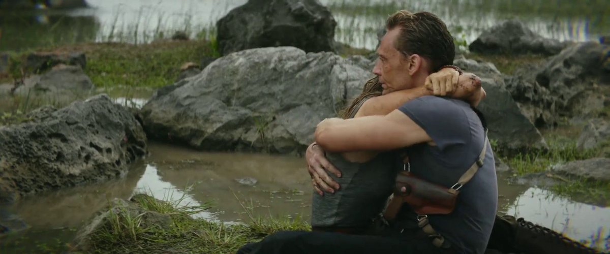 rose_pable's tweet photo. Loki and Captain Marvel. We just can't see them the same way now, can we? 😂😂😂
#TomHiddleston https://t.co/jtZ7OMFmnv