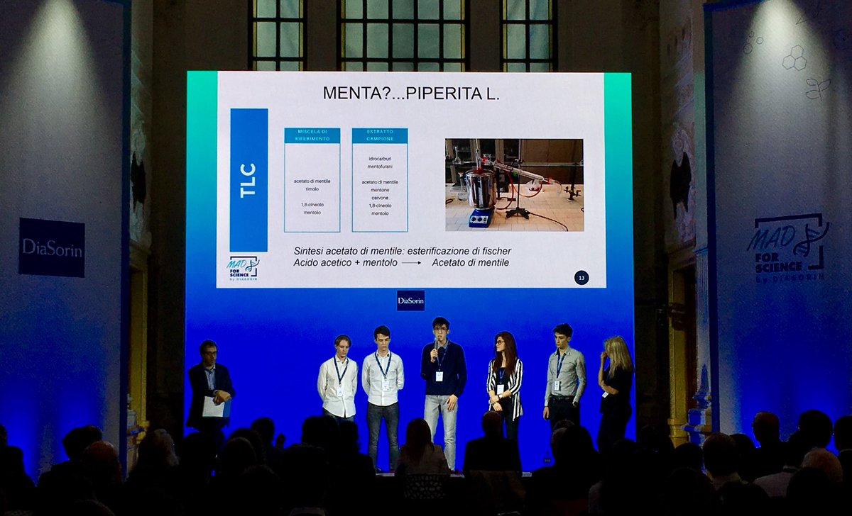 I team si susseguono presentando progetti interessanti, che hanno permesso agli studenti di entrare in contatto con strutture ed eccellenze del territorio piemontese.
#MadforScience <a href="/StampaTorino/">La Stampa Torino</a>