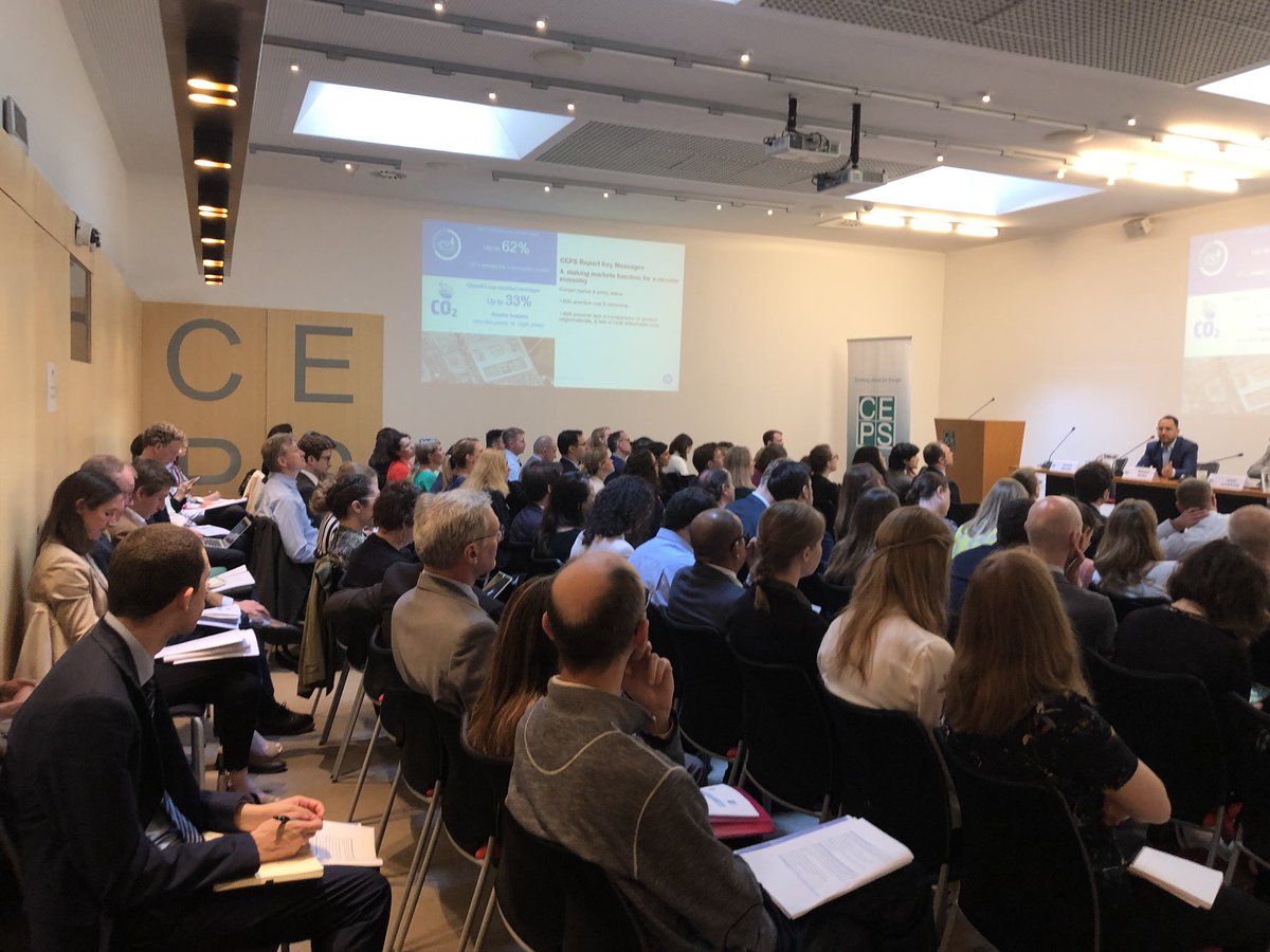 .<a href="/SosaSkrainka/">Manuel Sosa</a> from <a href="/HP/">HP</a> <a href="/CEPS_thinktank/">CEPS ThinkTank</a> event:  #ecodesign and life cycle costing can be key tools for the #circulareconomy