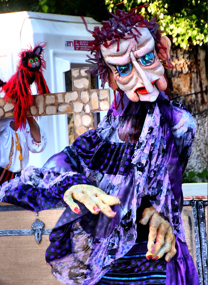 SudEstForum2018's tweet photo. The Art of Puppetry & Marionettes
Povestea porcului, ȋn scenă și ȋn spatele ei
https://t.co/yQWaUSA2Dt
#puppetry #theater #Theatre #Marionettes #teatru #marionete #galati #romania #arad #actori #child #garden #cornelgingarasu @SudEstForum2018 #fun #childhood #joy https://t.co/sjbtneyfGj