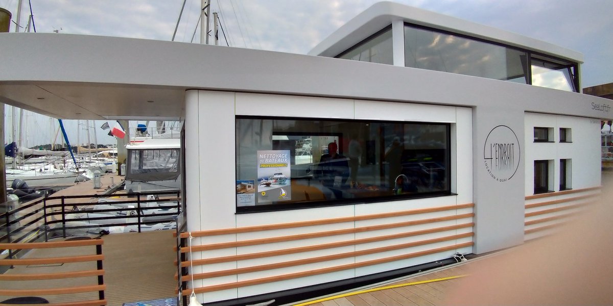Kerboat's tweet photo. Merci à @Bpnaval , @navalgroup , @_lemarin , @AluMarine , @ShipAsAService , #MeunierIndustries pour leur visite sur @SeaLoft_Fr (made by @SailWood_fr ) pour le lancement de la nouvelle identité Bateaux Professionnels !
#BateauxPro https://t.co/XocoiGD93B