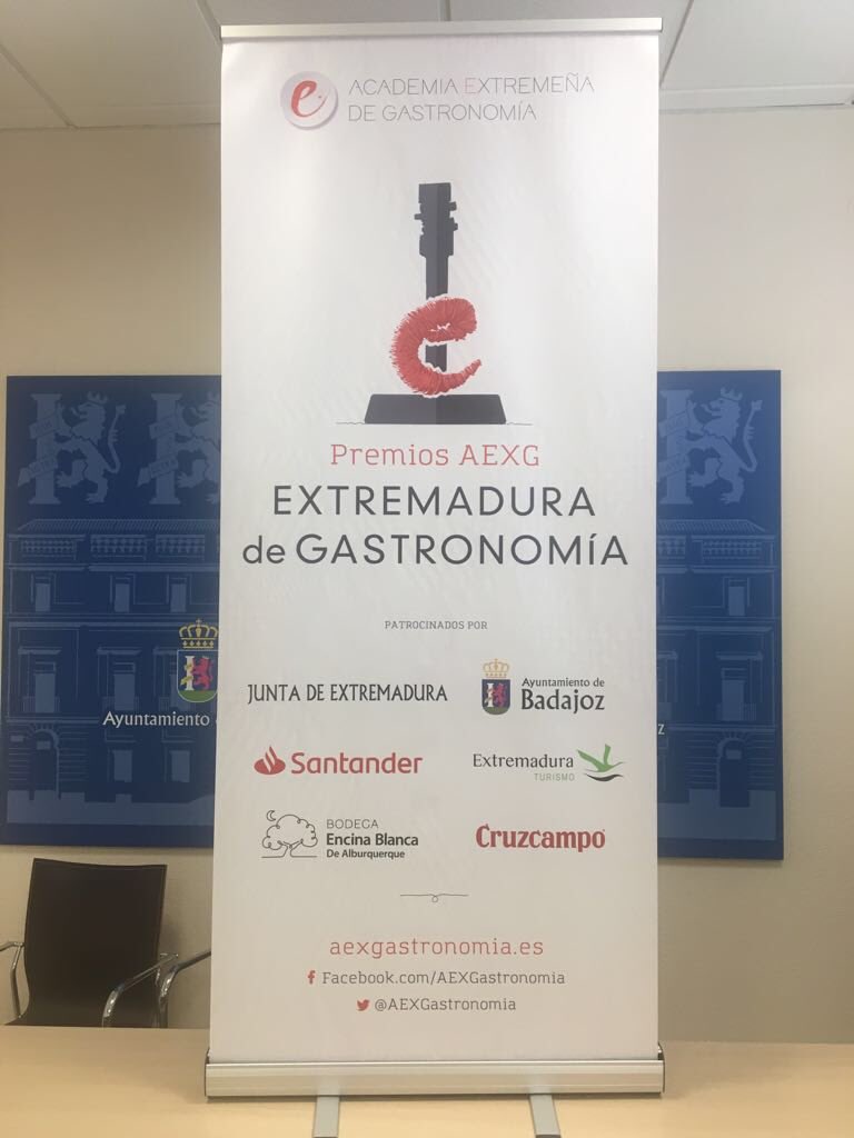 AEXGastronomia's tweet photo. Presentamos los premios AEXG Extremadura de Gastronomía!!! @AEXGastronomia @Junta_Ex @aytodebadajoz @Cruzcampo #BodegaEncinaBlanca #PremiosAEXG #gastronomia #Extremadura https://t.co/FXbyVwyPzE