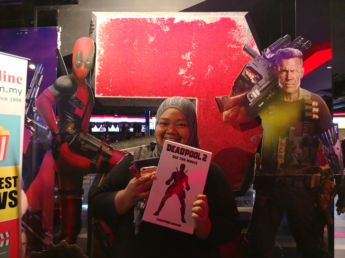GamerSantaiMY's tweet image. Terima kasih kepada mereka yang hadir pada Special Screening untuk Deadpool 2 semalam~ kepada mereka yang tak sempat untuk sesi fotografi (ada yang malu lah, apa lah xD), takpe, next GA admin tangkap gambar kandid! #Deadpool2 #TGViewer
