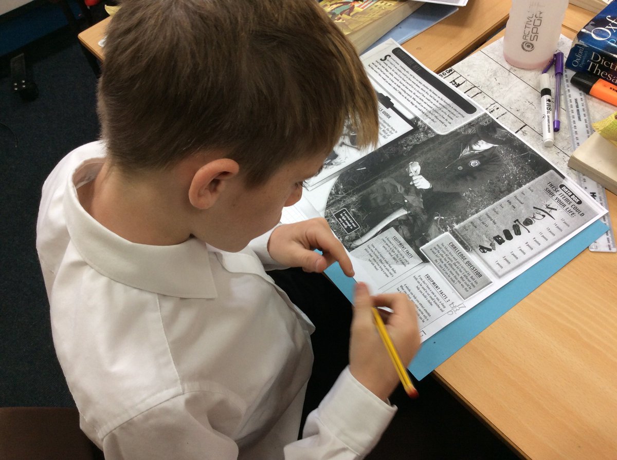 MerseyYear5's tweet photo. Maths problem solving. The children are working really well together, discussing solutions to a range of problems. @MerseyPrimary @JacquiOverfield #mpamaths https://t.co/sLhQn9blQO