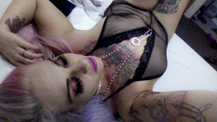 Bootymaddison's tweet image. Feeling kinda bored! Wanna get down and dirty, HMU for some fun!