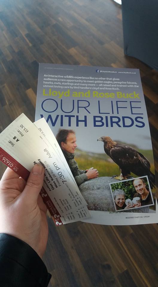 Rebecca_RMP's tweet photo. A bit late I know but thank you so much to @BirdSpecialist (Lloyd &amp; Rose Buck) for being amazing at @PavilionsTQ14 last month! Probably my favourite birthday to date! #springwatch #lloydandrosebuck #ukwildlife #ourlifewithbirds #Teignmouth #teignmouthpavilions https://t.co/daMuTIbEuf