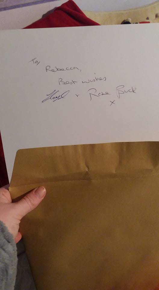 Rebecca_RMP's tweet photo. A bit late I know but thank you so much to @BirdSpecialist (Lloyd &amp; Rose Buck) for being amazing at @PavilionsTQ14 last month! Probably my favourite birthday to date! #springwatch #lloydandrosebuck #ukwildlife #ourlifewithbirds #Teignmouth #teignmouthpavilions https://t.co/daMuTIbEuf