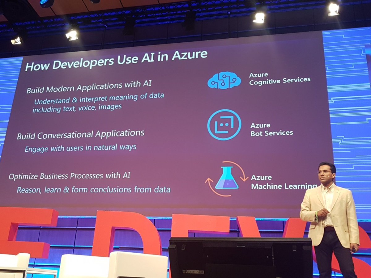 MicrosoftAT's tweet photo. Es gibt die passende #AI für jeden Entwickler in #Azure. @josephsirosh @WeAreDevs #microsoftat https://t.co/O27k7sTDT0
