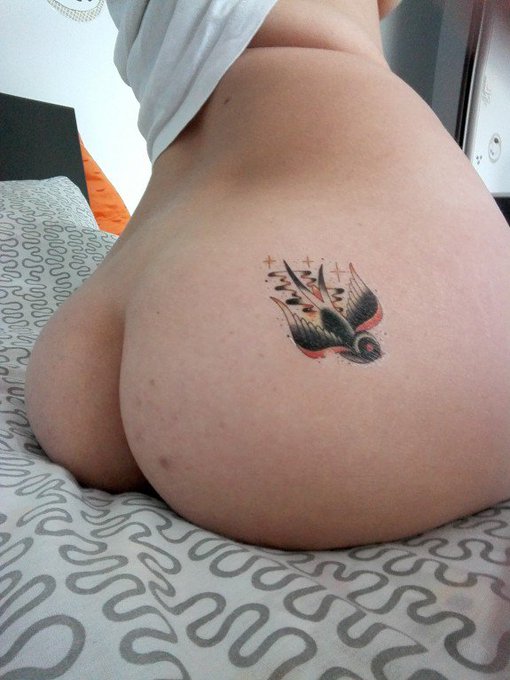 new video soon!!! stay close 😘😚 https://t.co/2jBw3ODuIN<a href="/tag/booty"class="tags"><span>#booty</span></a><a href="/tag/sexy"class="tags"><span>#sexy</span></a><a href="/tag/butt"class="tags"><span>#butt</span></a><a href="/tag/perfect"class="tags"><span>#perfect</span></a><a href="/tag/ass"class="tags"><span>#ass</span></a><a href="/tag/pornhub"class="tags"><span>#pornhub</span></a><a href="/tag/album"class="tags"><span>#album</span></a>