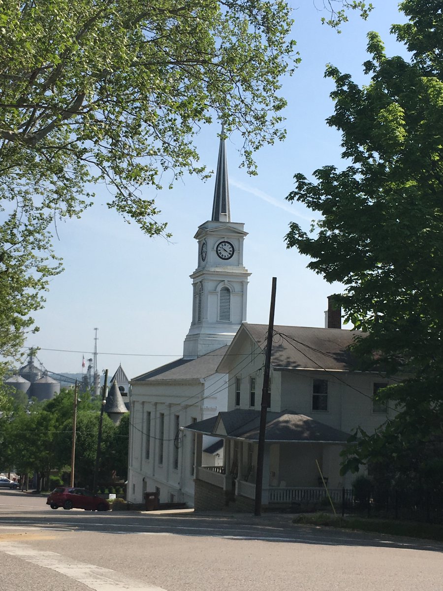 KetchmarkWCPO's tweet photo. Do you recognize this spire? It’s one of many in this town that define the skyline. If you’ve heard of the city of spires, you known where I am today. #KatchKetchmark @WCPO https://t.co/YuFGvVCdJg