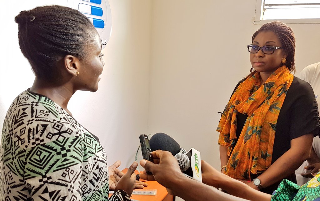AurelieASZ's tweet photo. #KEA_Medicals à travers ses plateformes Web et mobile, offre aux patients la possibilité de créer leur Identité Médicale Universelle. Une innovation du jeune médecin #Arielle_Vena_Ahouansou. #BeninStartUpWeek #BeninNumerique #wasexo https://t.co/2zVnnxPBx7