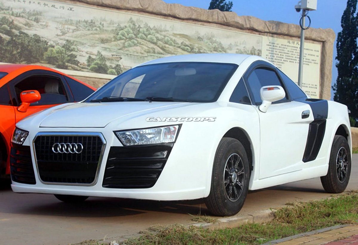 DrivenByOne's tweet image. How about a fake #Bugatti Chiron, Lamborghini Gallardo or Audi R8 clone for just $5k? 😂🤣 bit.ly/2IGQ6lr