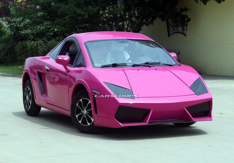 DrivenByOne's tweet image. How about a fake #Bugatti Chiron, Lamborghini Gallardo or Audi R8 clone for just $5k? 😂🤣 bit.ly/2IGQ6lr