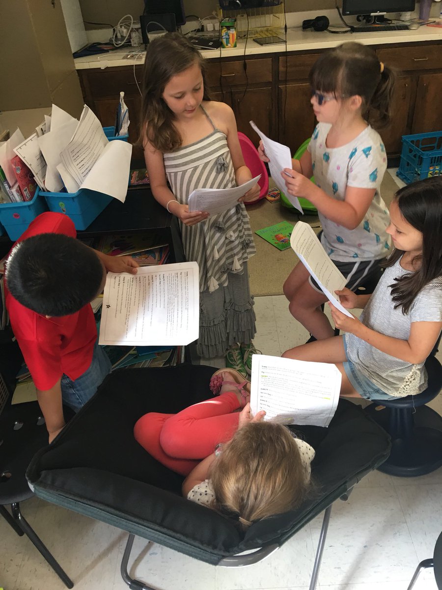 TeachLim's tweet photo. Reader’s Theater Rehearsal is our favorite time of day this week! https://t.co/KHW1OXVakJ