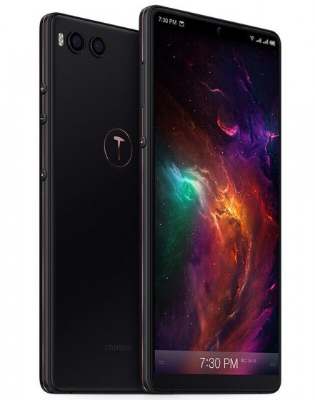 Phone42com's tweet photo. Smartisan has announced Nut R1 in China. #nutr1 #smartisan #smartisanos #smartphone https://t.co/VY1Ca7KMNF https://t.co/YjbPZBKfHW