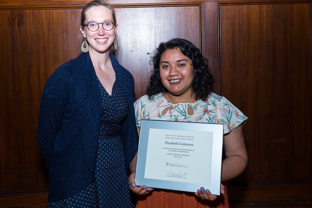 TexasScience's tweet image. Senior spotlight: @UTAstronomy's Elizabeth Gutierrez won an Aspire award for research excellence. Study areas include protoplanetary disk formation, stellar twin identification &amp;amp; Milky Way star-forming regions.

Learn what else she's done at txsci.net/MakingAMark
#UT18 #CNSGrad