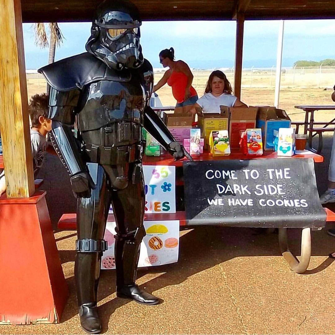 EmpireStrikeBac's tweet photo. Caption This 👆👉Turn on post notifications ❤️#astormtrooperaday@50_shades_of_jay-
✅ Follow us @empirestrikeback
🚫 For credits/removal DM us
#StarWars #Jedi #Sith #Empire #Rebel #Lucasfilm #GalacticEmpire #DarkSide #RebelAlliance #TheForce #Lightsaber #Stormtroope https://t.co/cq0RCkqjXU