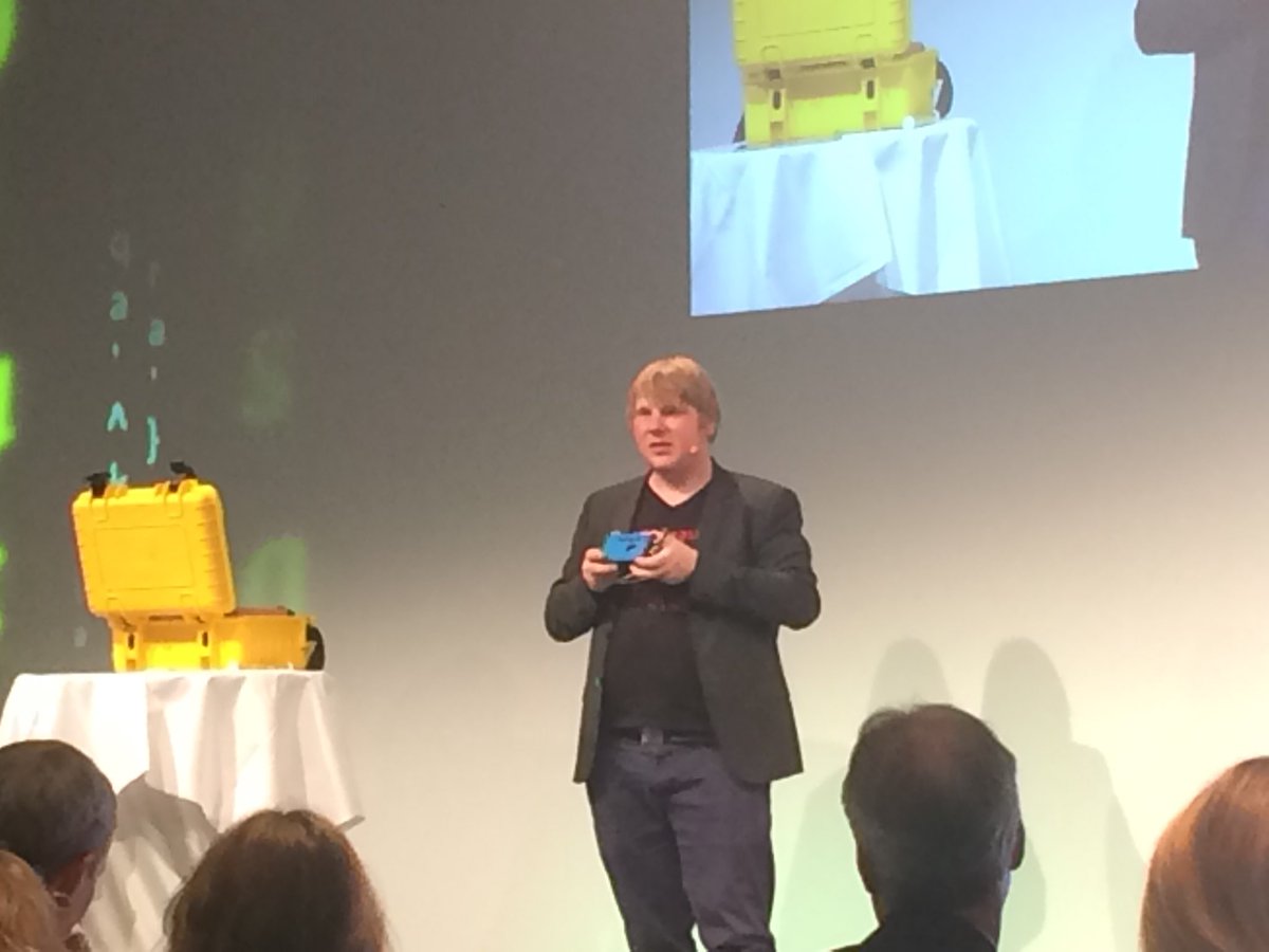 KNK's tweet photo. Don’t write more theoretical stuff about IoT: Use it for amazing storytelling (e.g. put some sensors on three different cows, publish their data for a month and wtite a story or create a film about the results) #fpk18 @dr.jacob vicari https://t.co/RyxF69LeUq