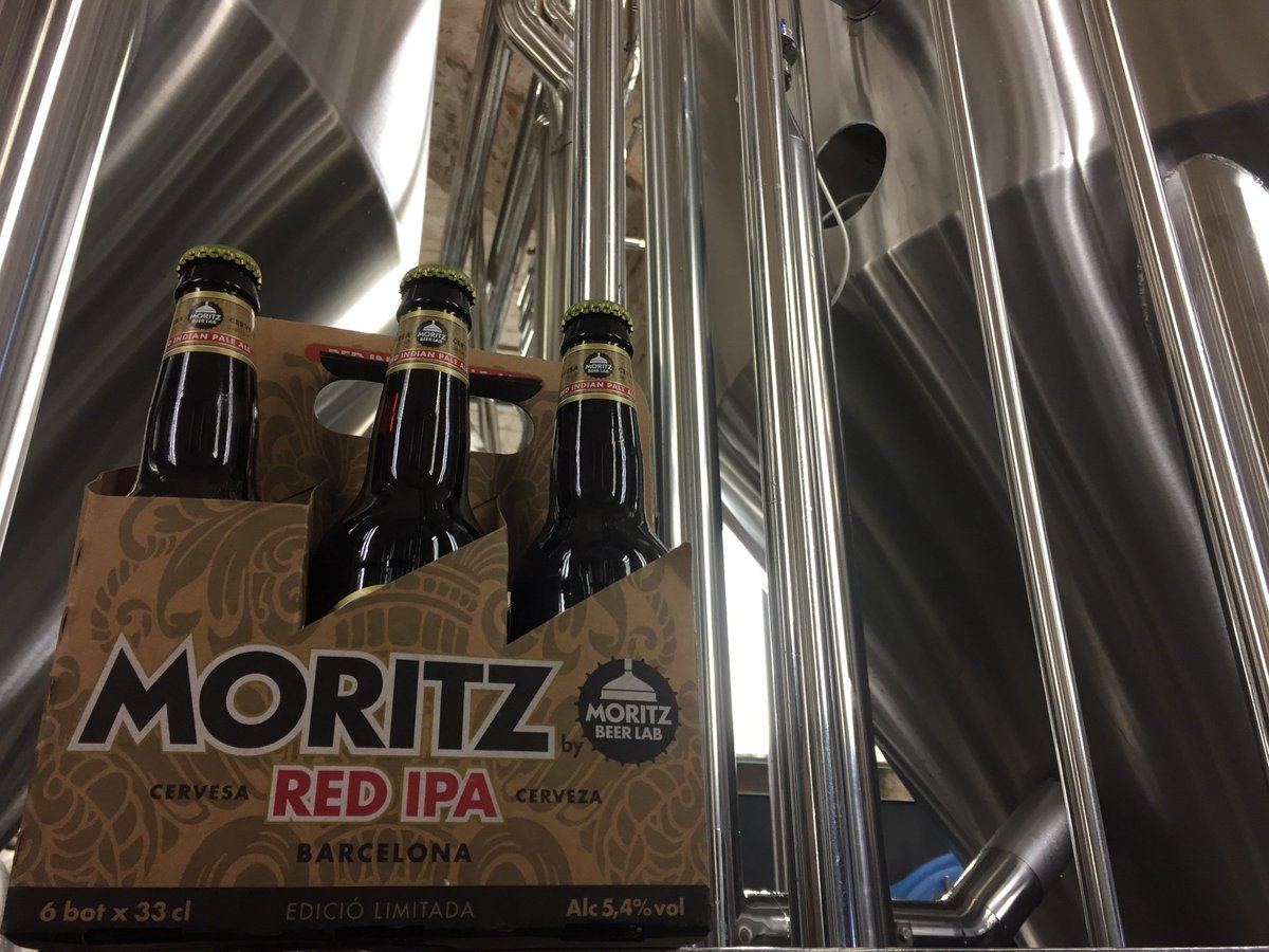 MoritzBarcelona's tweet photo. 📢 Darrer dia! ☘️ SORTEIG ☘️ Vols que t'omplim la nevera de Moritz Red IPA? Doncs això és el que has de fer: 1⃣ Segueix-nos 2⃣ Fes RT a aquest tweet i entraràs en el sorteig. Demà anunciem el guanyador. Sort! 😉 https://t.co/Cu4dTMto2w