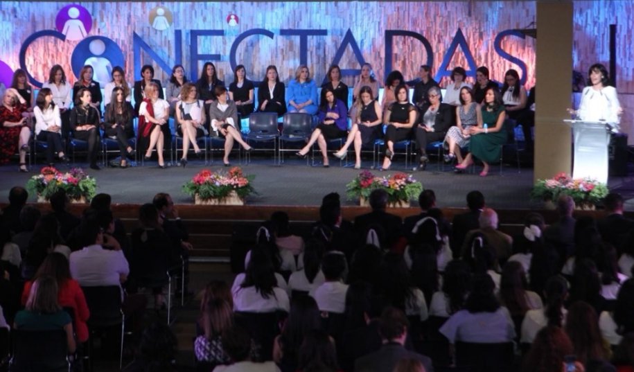 A new organization, called #Conectadas, has been formed in Mexico to promote gender equality in the corporate world, with particular focus on the #ICT industry RT bit.ly/2k1wPgj
