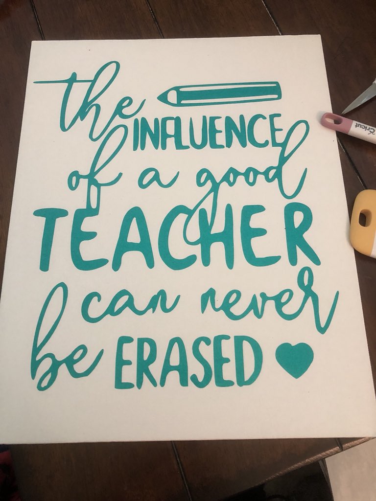 ConsejeraGuzman's tweet photo. Late post #TeacherAppreciationWeek #PreK #MsEstrada @Deanda_HISD https://t.co/sfIUZZpX0z