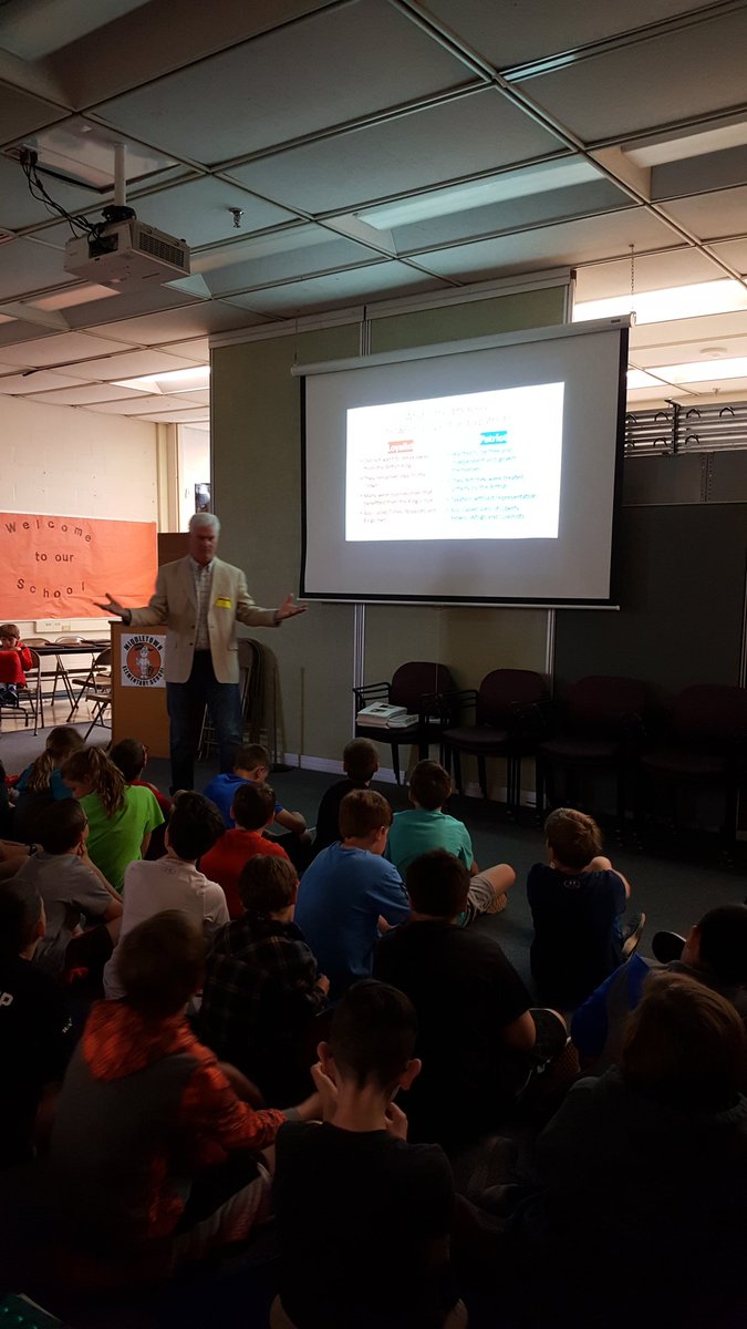 Mayor of Middletown talking about Patriots vs. Loyalists to MES 5th graders.