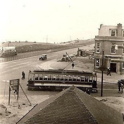 Old Tram, Bispham, Blackpool 1930s!

#BlackpoolHistory #Blackpool @BlackpoolBiz