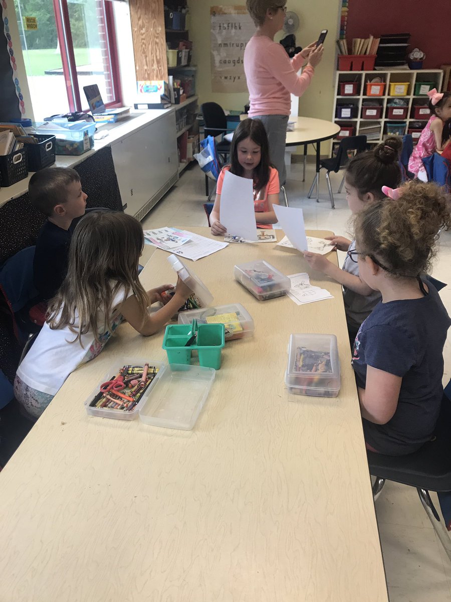 miss_rrega's tweet image. We loved listening to Mrs.Bartell&apos;s 2nd grade reviews of Mary poppins. We can&apos;t wait to go on Friday! @WOSnews #missregaWOS #msehardtWOS