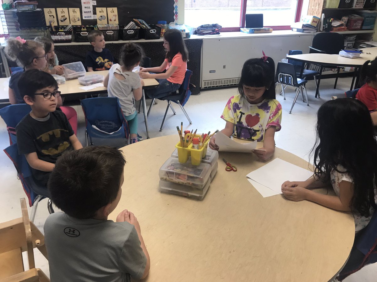 miss_rrega's tweet image. We loved listening to Mrs.Bartell&apos;s 2nd grade reviews of Mary poppins. We can&apos;t wait to go on Friday! @WOSnews #missregaWOS #msehardtWOS