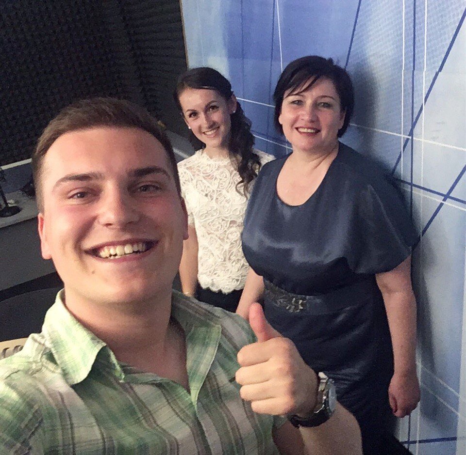 #ГодДобровольца

Кто в 7 утра спешит на радио, тот доброволец33☺️ На радио ГТРК Владимир продолжаются прямые эфиры с нашими добровольцами. Сегодня в гостях у Ольги Романовой были представители событийного волонтерства Сергей Маслов, Владислав Печников… t2p.pw/y6VTe87bpT