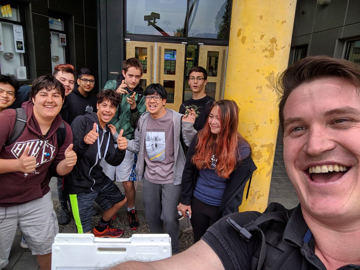 LearnRich's tweet image. The Sullivan Robotics Crew about to head to the TechSummit