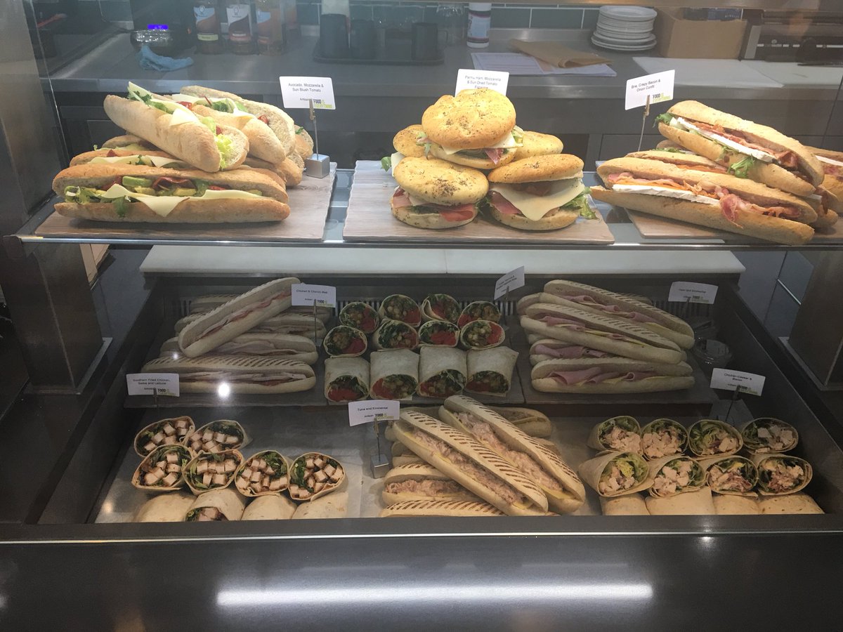 aviator_cafe's tweet photo. Artisans are ready to go :) @fbpfarnborough https://t.co/KylpldknN8