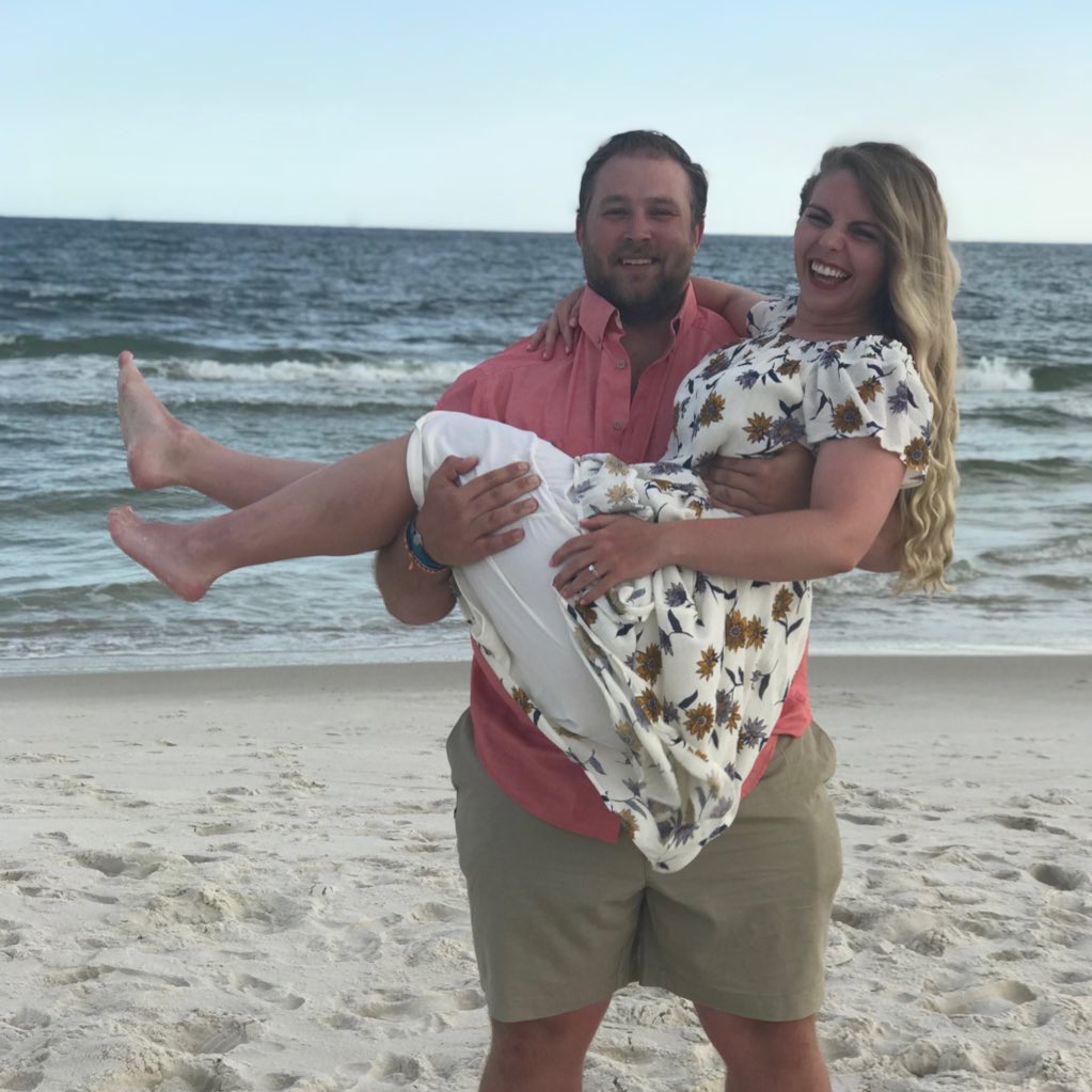 Sambahlam's tweet photo. I get to marry that handsome man 💕💍 https://t.co/v6O1n4Yrqk