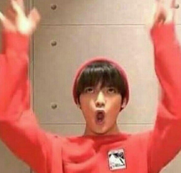 drenjundream's tweet photo. #iVoteBTSBBMAs Buenos días Chile! https://t.co/GjSB1tnayP