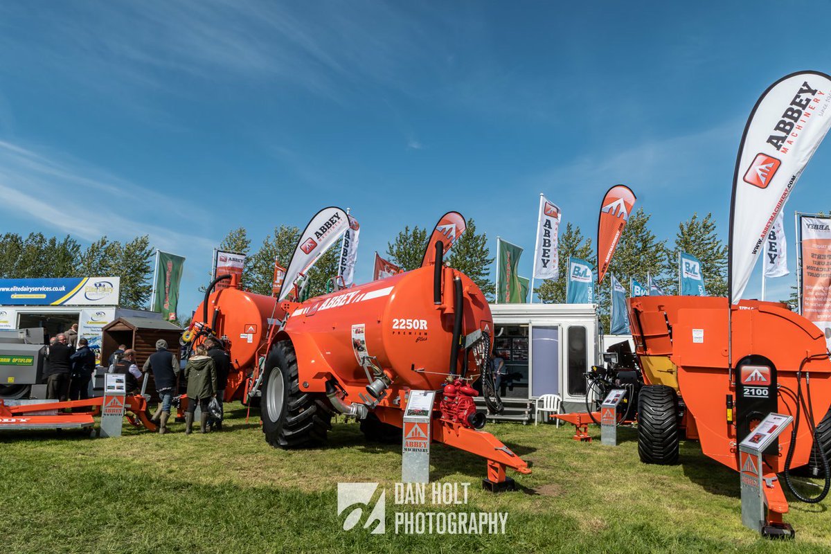 AbbeyMachinery's tweet photo. Grassland UK show last week! 📸: Dan Holt Photography #agrishow #agriculture #UK #abbeytankers #sidespreader #feeder #topper https://t.co/zPO9mxleEn
