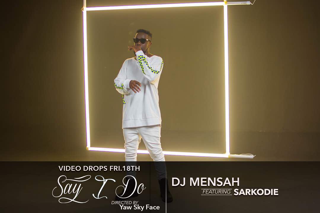 DJMENSAH1's tweet photo. Exclusive #SayIDo video premiere live on @4sytetv this Friday 18/5/2018 with @djmensah ft @sarkodie prod by @kuvie_ & Directed by @yawskyface
#UntouchableMusiz #MusicVideo #DjMensah #Untouchablez #ExclusiveVideo https://t.co/t89nr6ndUu