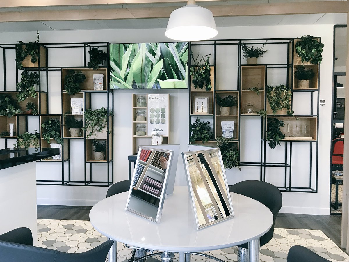 Presentación en #madrid de #salonemotion por @lorealprospain...